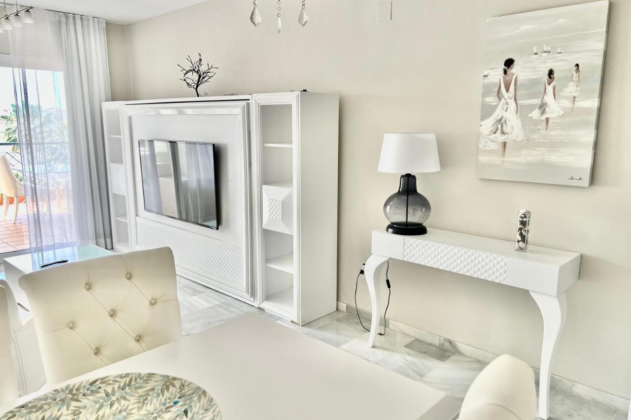 Mi Capricho Beachfront- 9E Apartment With Sea Views - Costa Del Sol Sitio de Calahonda Buitenkant foto