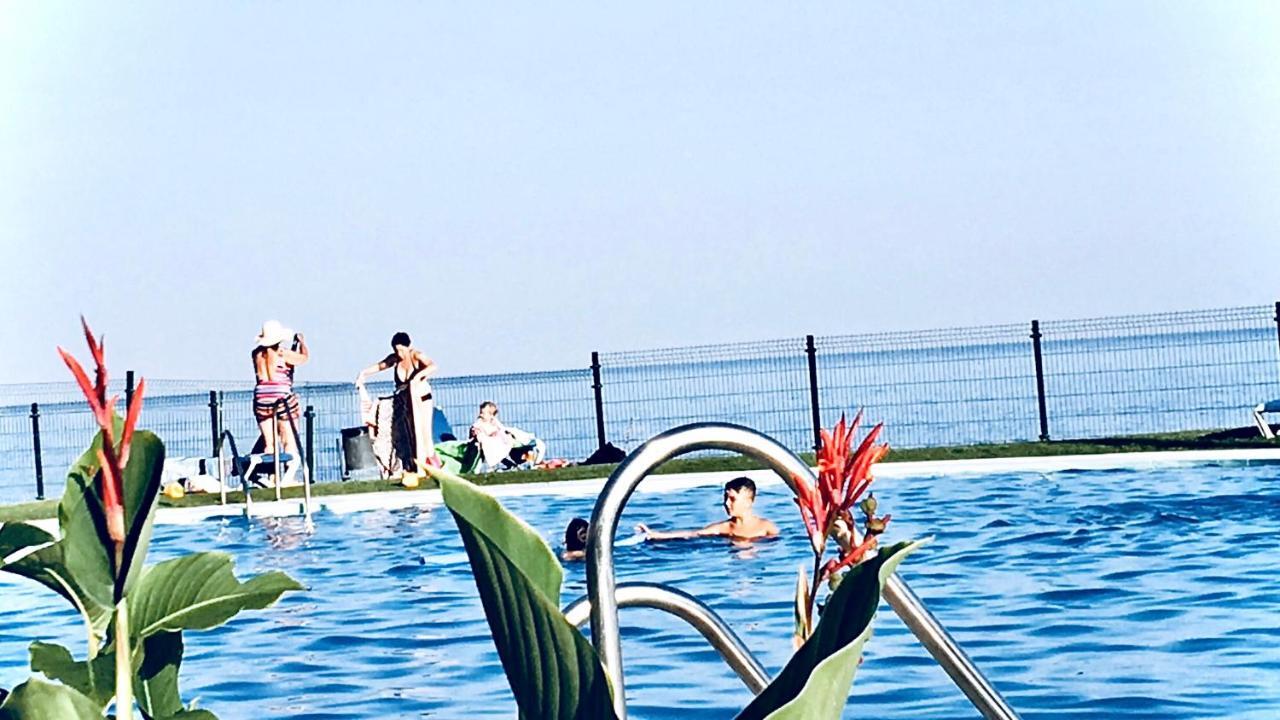 Mi Capricho Beachfront- 9E Apartment With Sea Views - Costa Del Sol Sitio de Calahonda Buitenkant foto